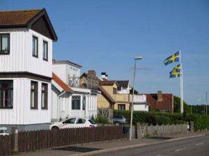 HP13-maisons_drapeaux