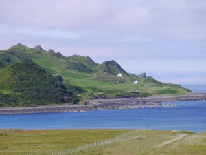 HP13-ecosse-montagne_plage_maisons