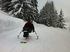 Déplacements sur le plat en ski assis / handiski