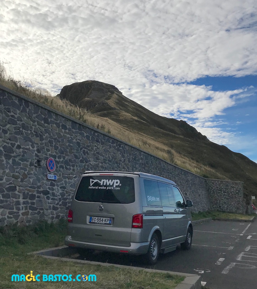 parking-handicape-puy-mary